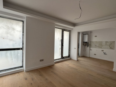 Unirii Fantani  - str Justitiei 57 - 700m de metrou Unirii M1 si M2