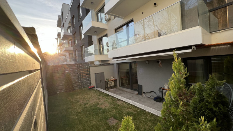 Unirii bloc 2023, apartament mobilat complet, terasa, gradina si garaj !