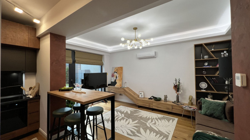 Unirii bloc 2023, apartament mobilat complet, terasa, gradina si garaj !