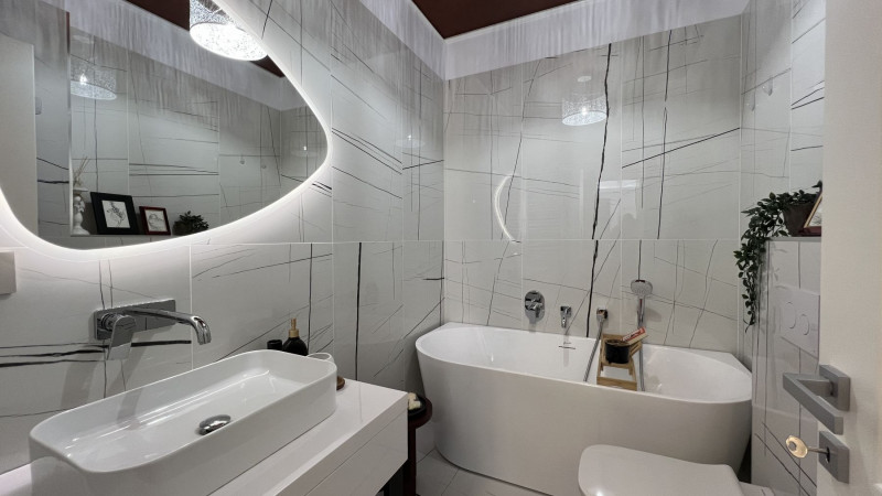 Unirii bloc 2023, apartament mobilat complet, terasa, gradina si garaj !