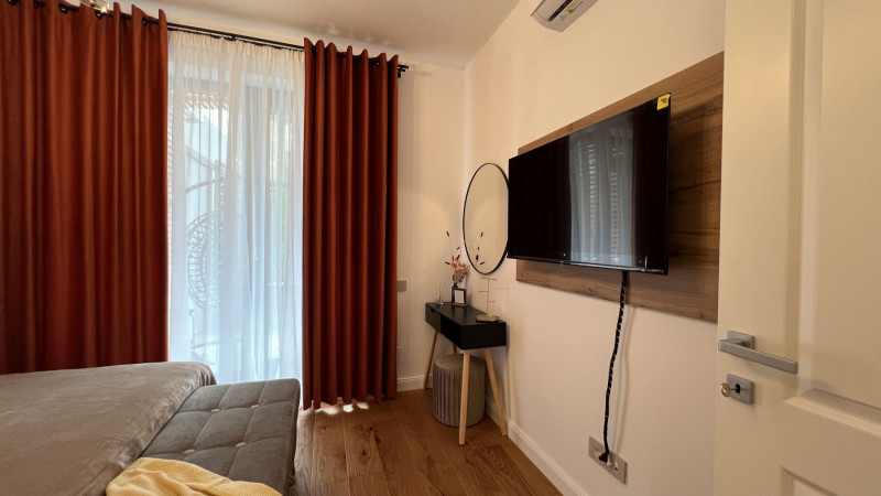 Unirii bloc 2023, apartament mobilat complet, terasa, gradina si garaj !