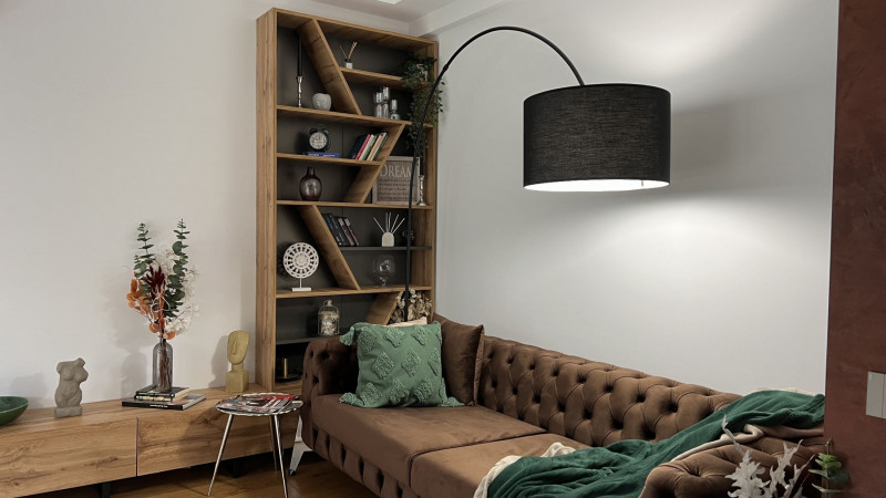 Unirii bloc 2023, apartament mobilat complet, terasa, gradina si garaj !