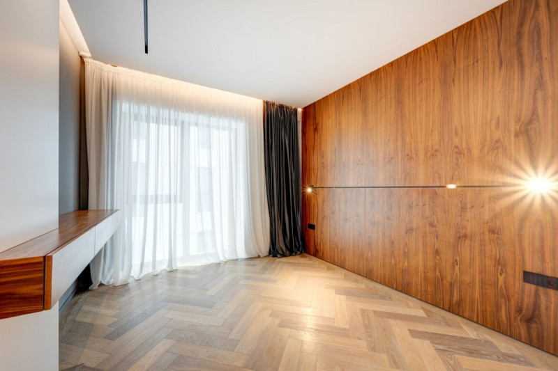 5 camere, 211 mp | Terasă 36 mp, vedere pădure, luminos – Pines Residence