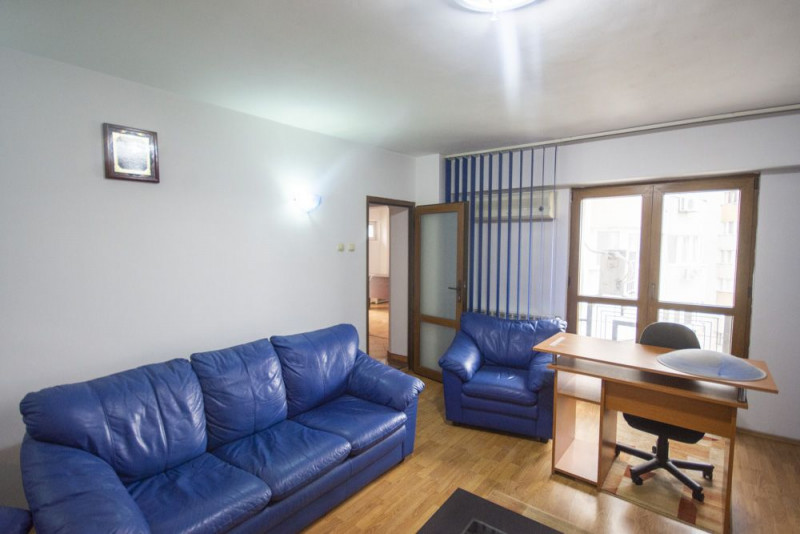 inchiriere apartament 3 camere zona Stirbei Voda