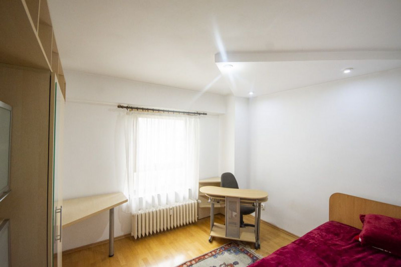 inchiriere apartament 3 camere zona Stirbei Voda