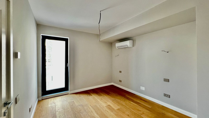 Unirii, apartament 2 camere si balcon, gata de mutat