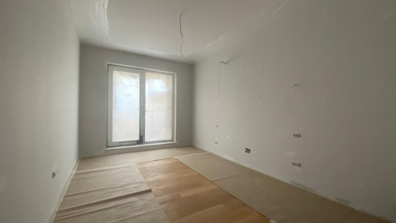 Unirii, apartament gata de mutat, cu gradina proprie 