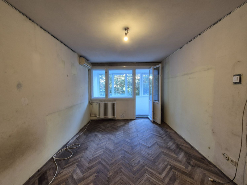 Apartament pe Bulevardul Basarabia, aproape de Parcul Național 