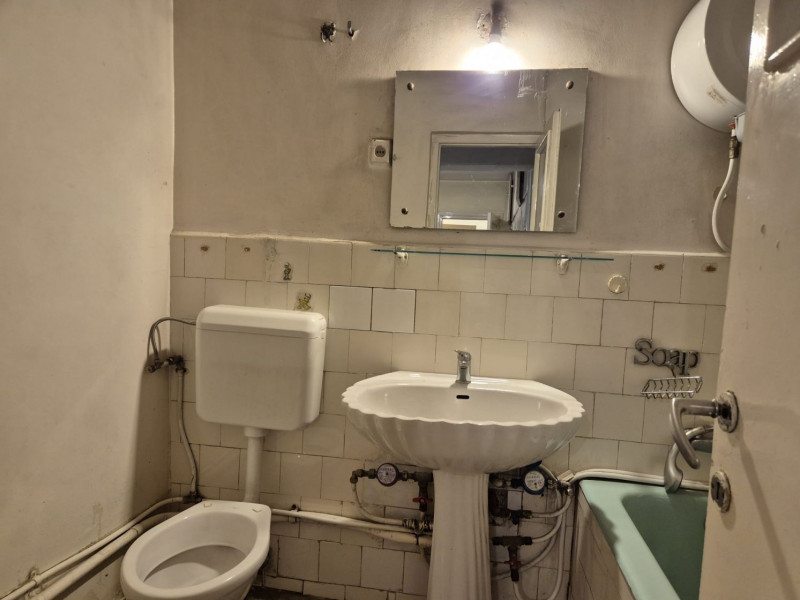 Apartament pe Bulevardul Basarabia, aproape de Parcul Național 