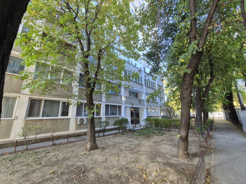 Apartament pe Bulevardul Basarabia, aproape de Parcul Național 