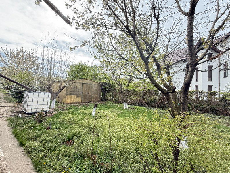 Fundulea, la 300m de acces A2,  casa P+M locuibila, gradina superba !