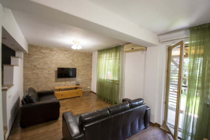 Pipera inchiriere vila in ansamblul rezidential Azur