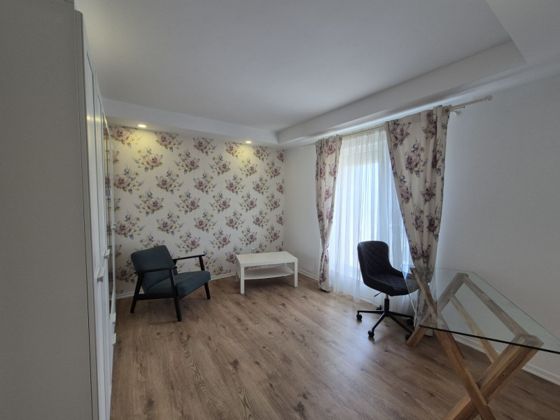 Casa 4 camere de vanzare în Cosmopolis 