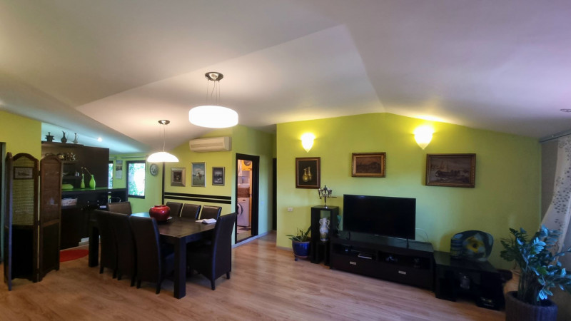 Vânzare apartament 4 camere de lux – vedere la mare, zona Primăria Constanța / C
