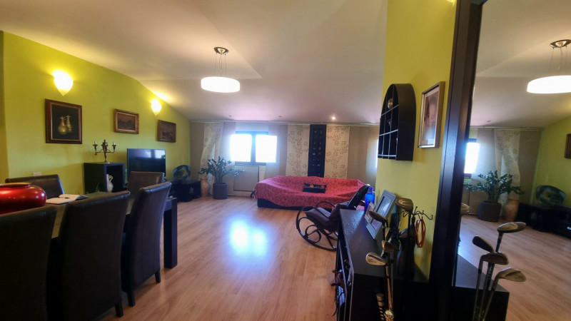 Vânzare apartament 4 camere de lux – vedere la mare, zona Primăria Constanța / C