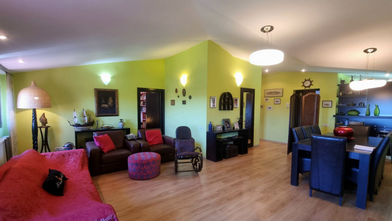 Vânzare apartament 4 camere de lux – vedere la mare, zona Primăria Constanța / C