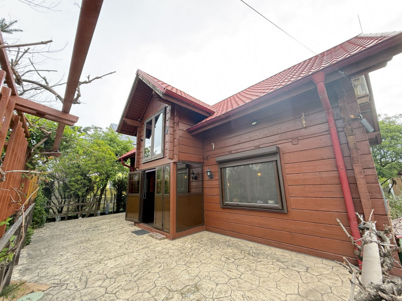 Fundulea, la 300m de acces A2,  casa P+M locuibila, gradina superba !