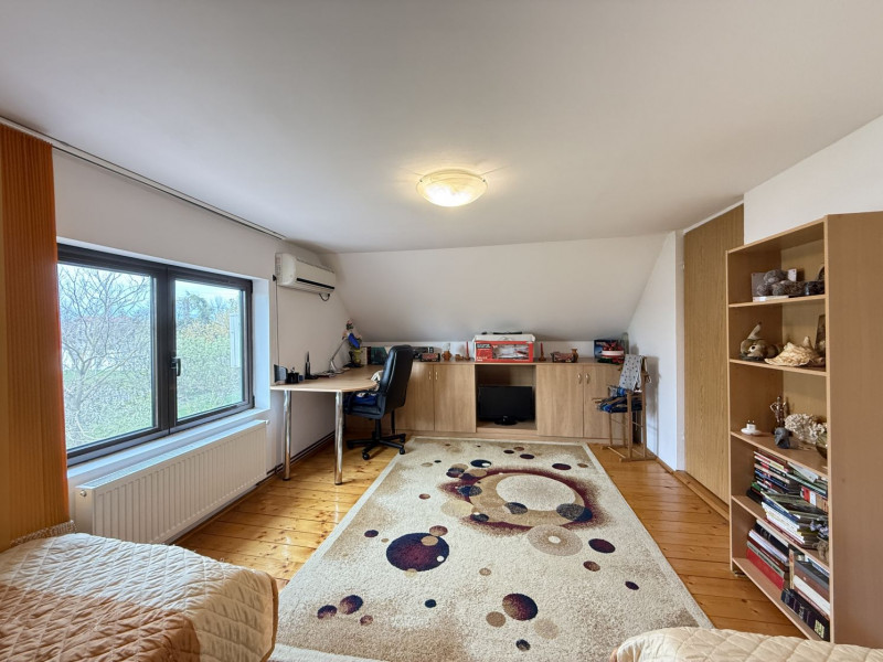 Fundulea, la 300m de acces A2,  casa P+M locuibila, gradina superba !