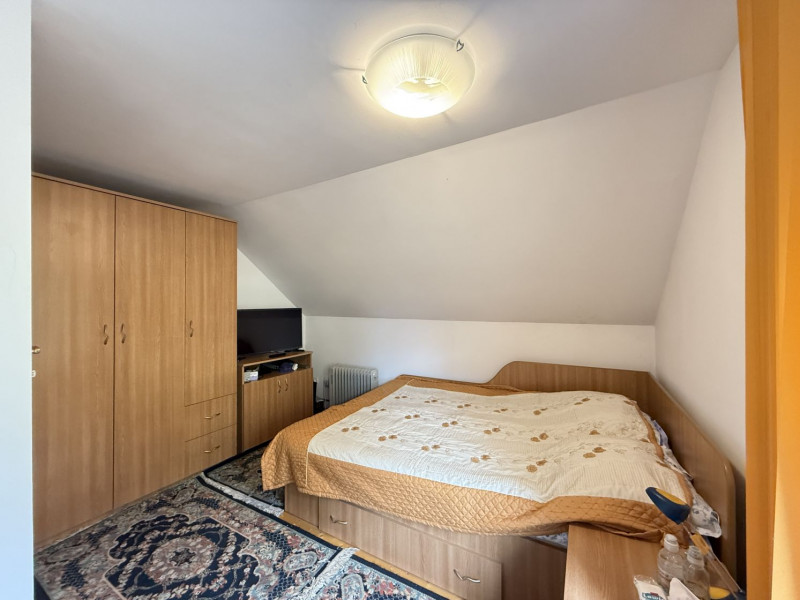 Fundulea, la 300m de acces A2,  casa P+M locuibila, gradina superba !