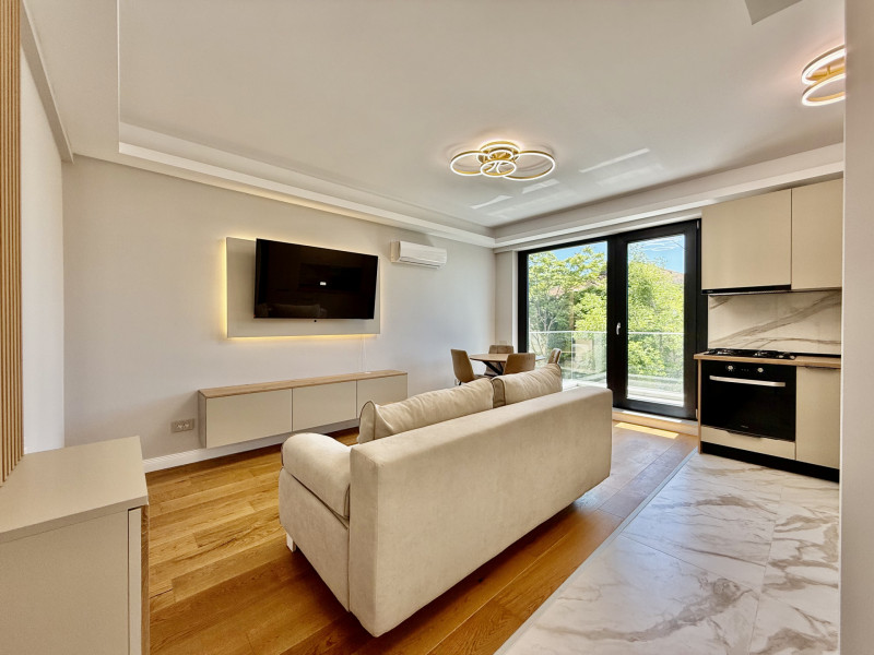 Ultracentral Unirii Palatul Parlamentului apartament cu parcare