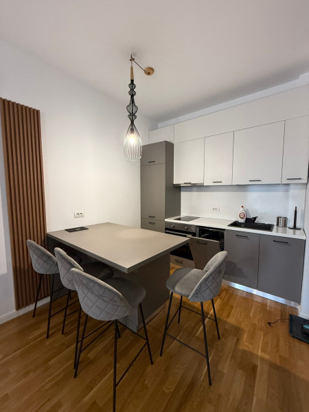 Închiriere apartament de 2 camere Luxuria Domenii