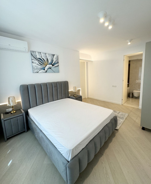 Închiriere apartament de 3 camere Cortina North- Pipera