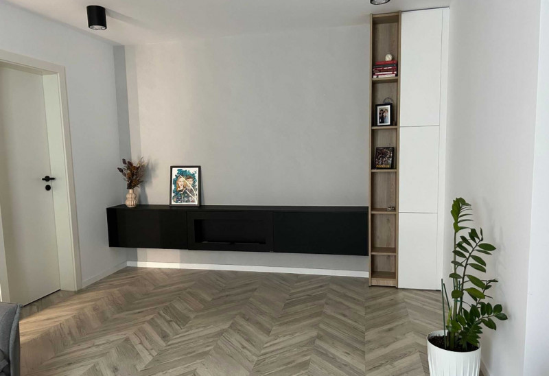 Vânzare apartament de 4 camere Calea Mosilor