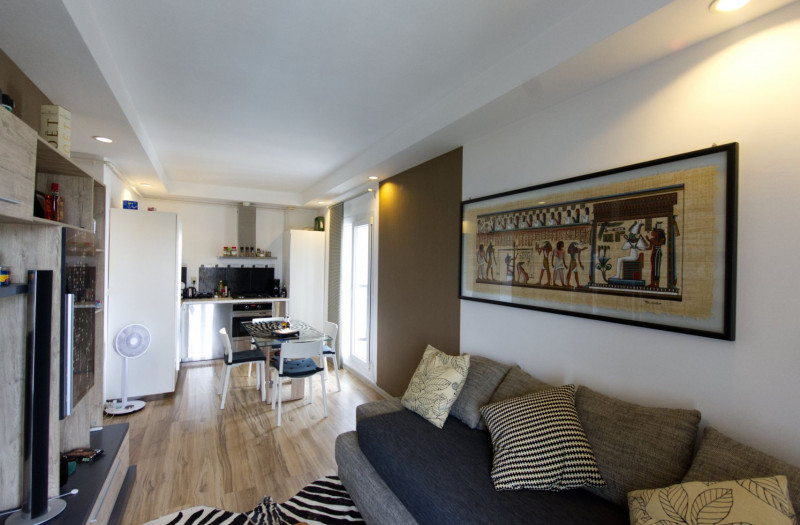 Apartament 2 camere de vânzare în Cosmopolis, mobilat, utilat  boxa inclusa 