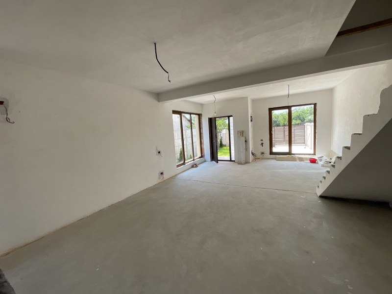 Vila Chitila 4 camere 