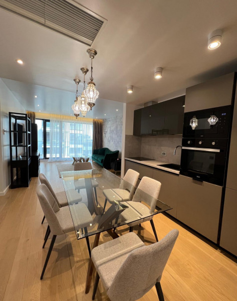 Închiriere apartament de 4 camere One Herăstrău Plaza