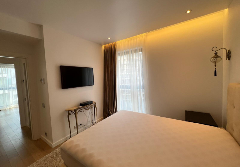 Închiriere apartament de 4 camere One Herăstrău Plaza
