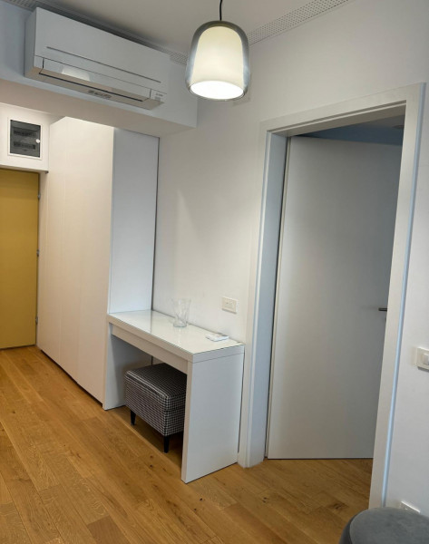 Închiriere apartament de 2 camere Aviației Park