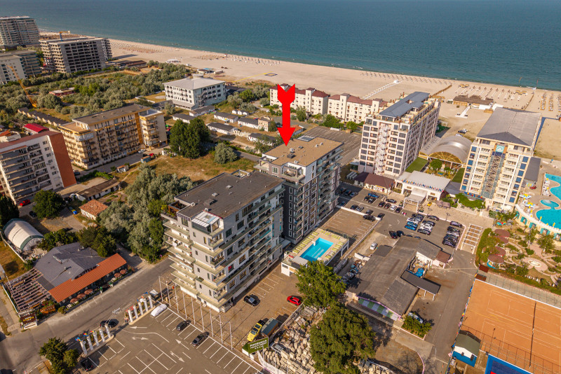 Apartament cu vedere dubla – mare si lac – in inima statiunii Mamaia