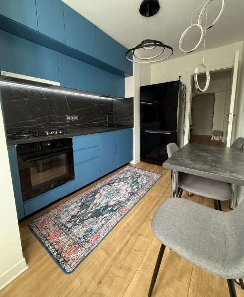 Vânzare apartament de 3 camere Bulevardul Unirii