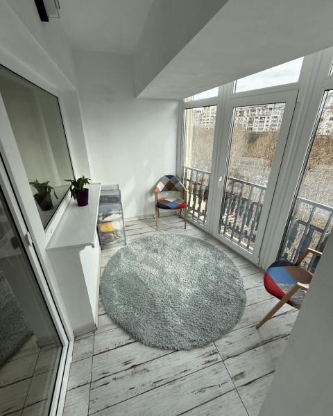 Vânzare apartament de 3 camere Bulevardul Unirii