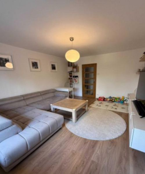 Vânzare apartament de 3 camere Piața Unirii