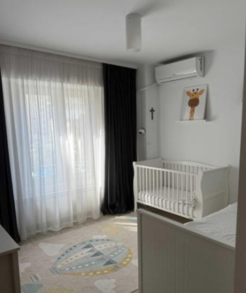 Vânzare apartament de 3 camere Piața Unirii