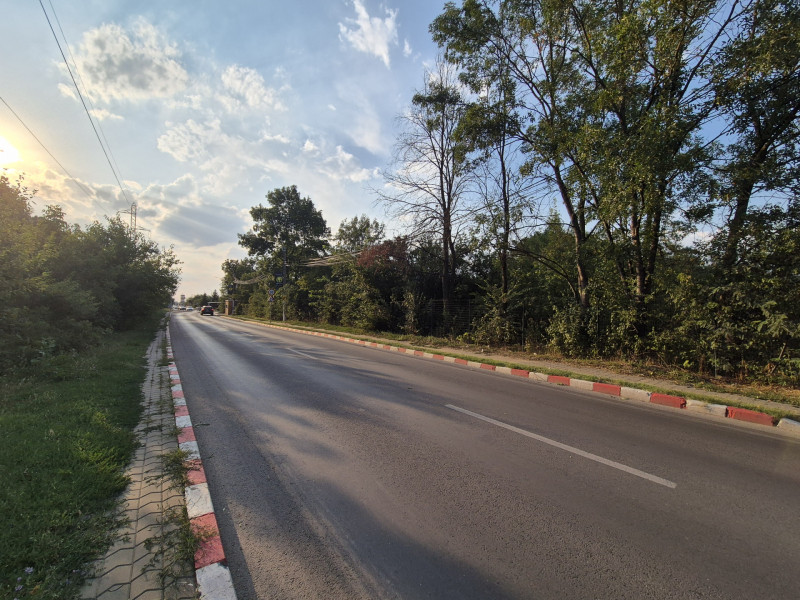 Voluntari - Popasului stradal inchiriere 500 mp teren