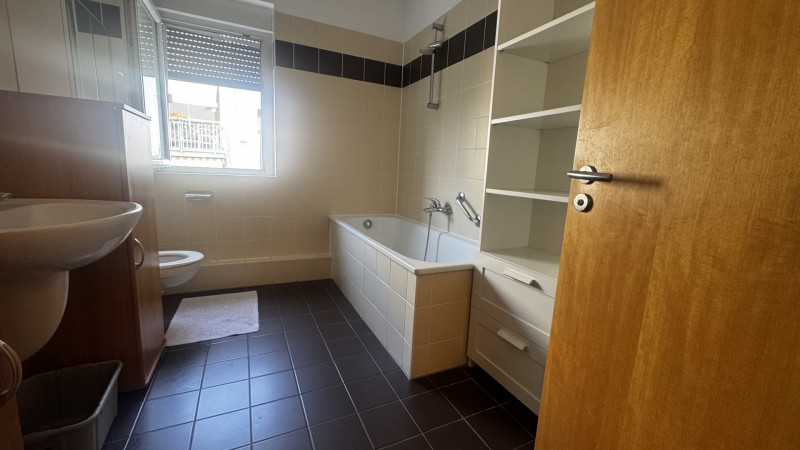 Închiriere apartament de 3 camere Chitila Cartierul German