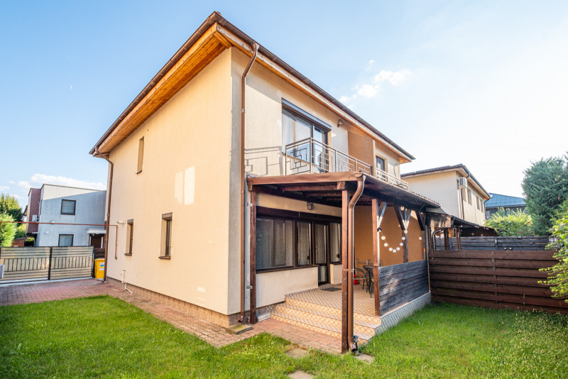 Otopeni, casa la pret de apartament -  complex rezidential