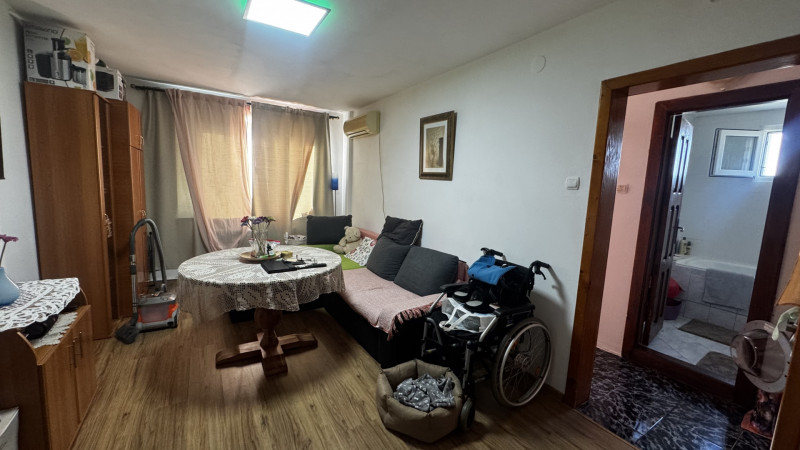 Vânzare apartament de 3 camere Gorjului