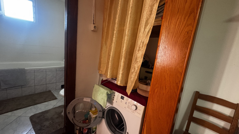 Vânzare apartament de 3 camere Gorjului
