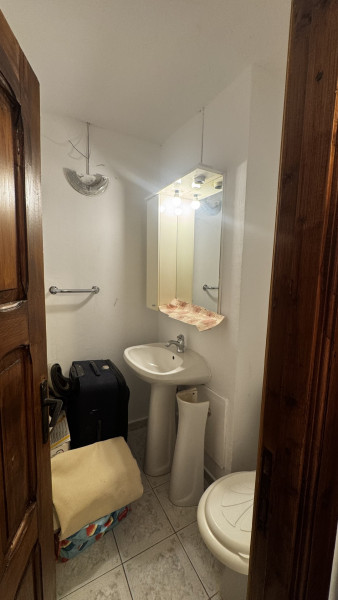 Vânzare apartament de 3 camere Gorjului