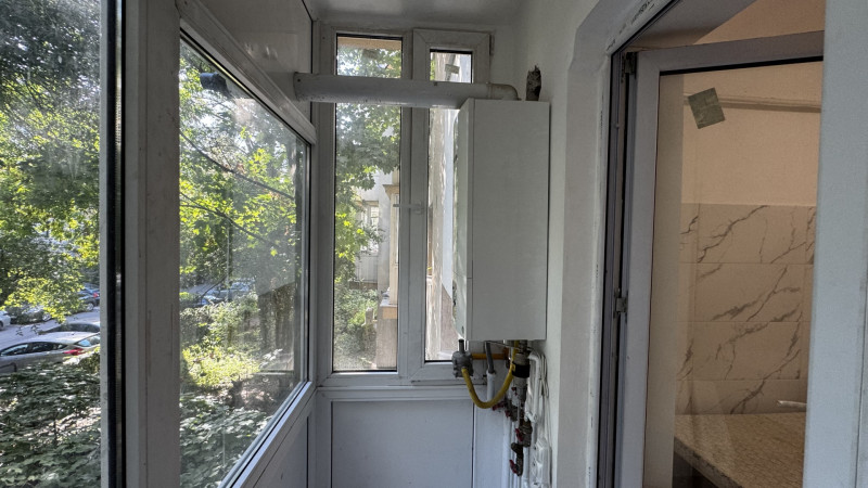 Vânzare apartament de 3 camere Gorjului- Apusului