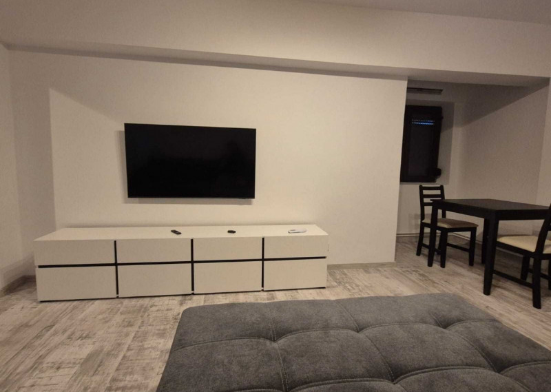 Închiriere apartament de 2 camere Unirii