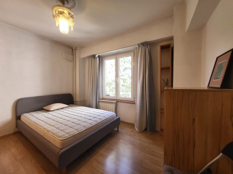 Închiriere apartament de 3 camere Timpuri Noi