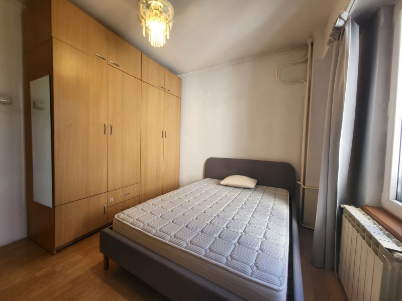Închiriere apartament de 3 camere Timpuri Noi