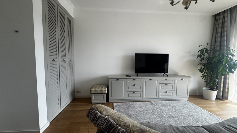 Închiriere apartament de 2 camere Herăstrău 