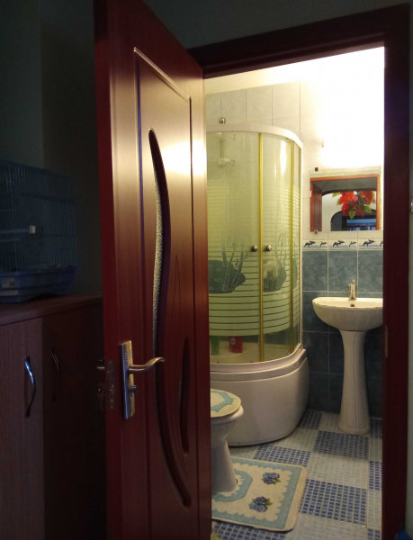 Vânzare apartament de 4 camere Apărătorii Patriei - Spitalul Bagdasar 
