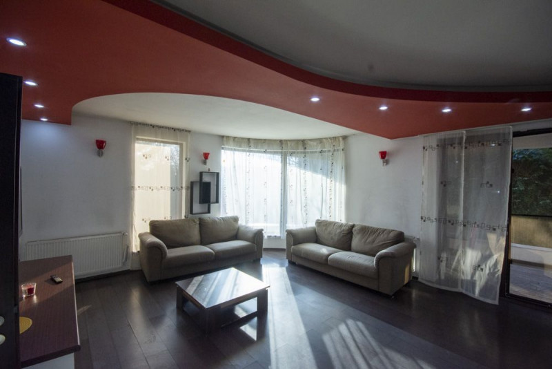 VIla cocheta Pipera zona Brd